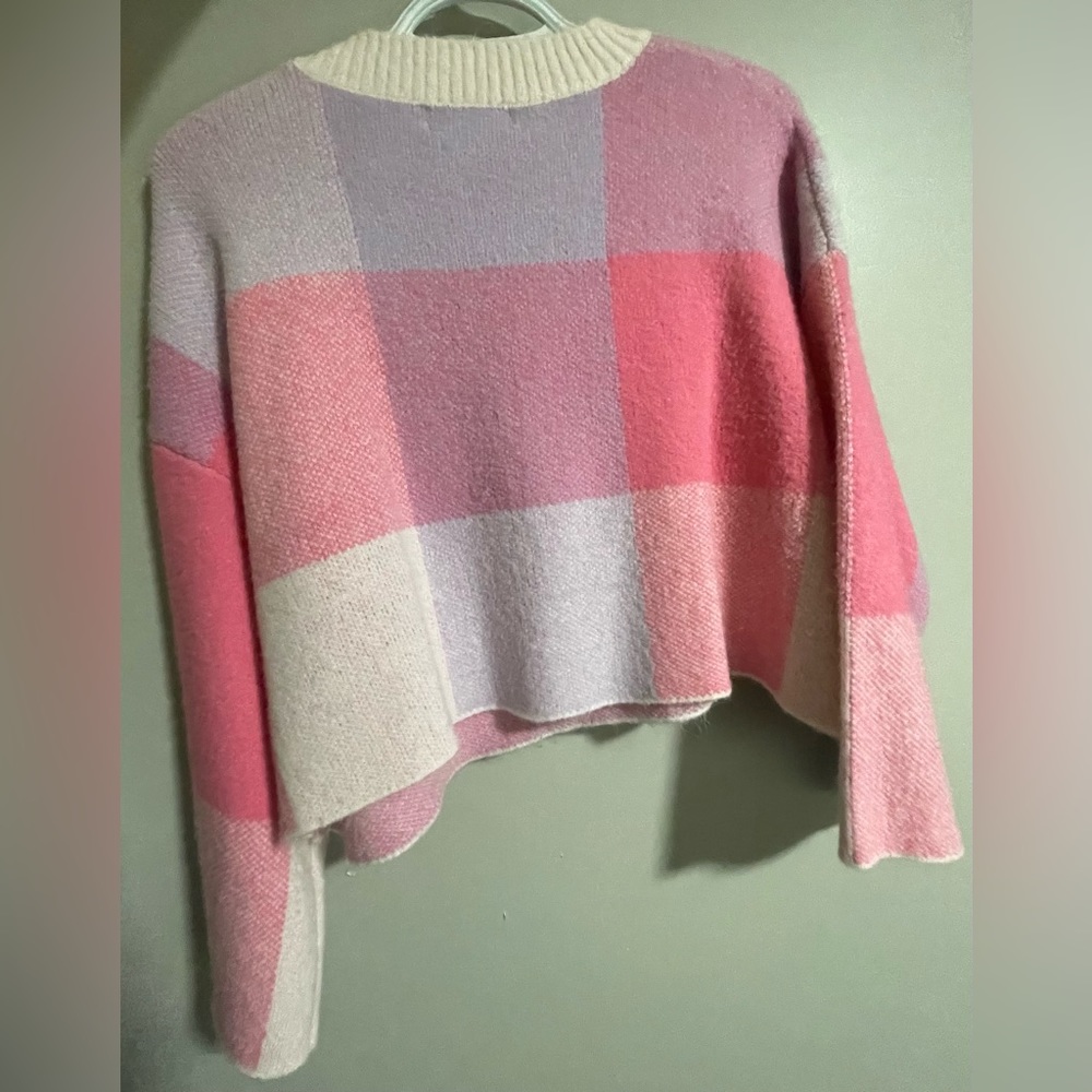 Spring Sweater - Picture 3 of 3